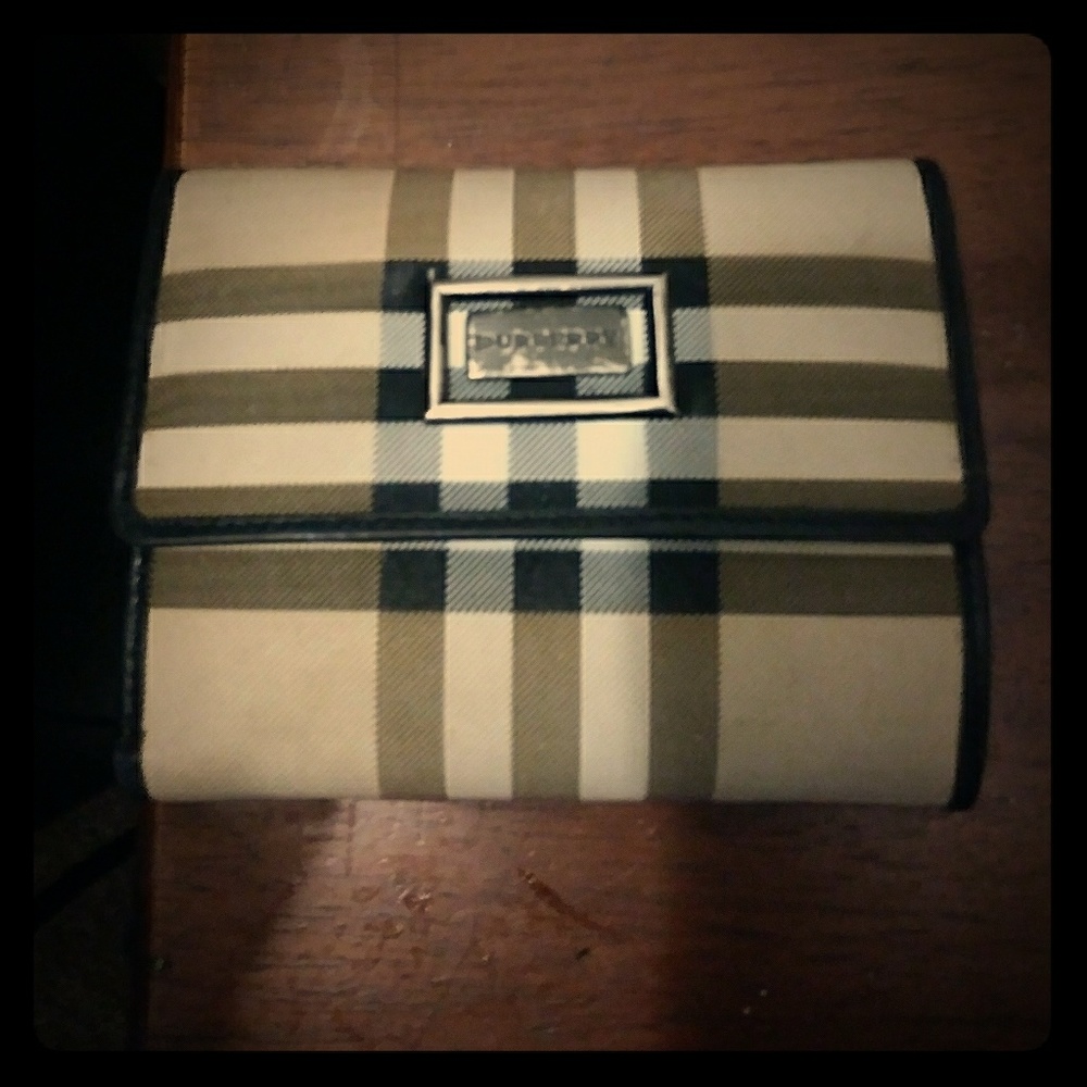 Authentic Burberry bifold wallet